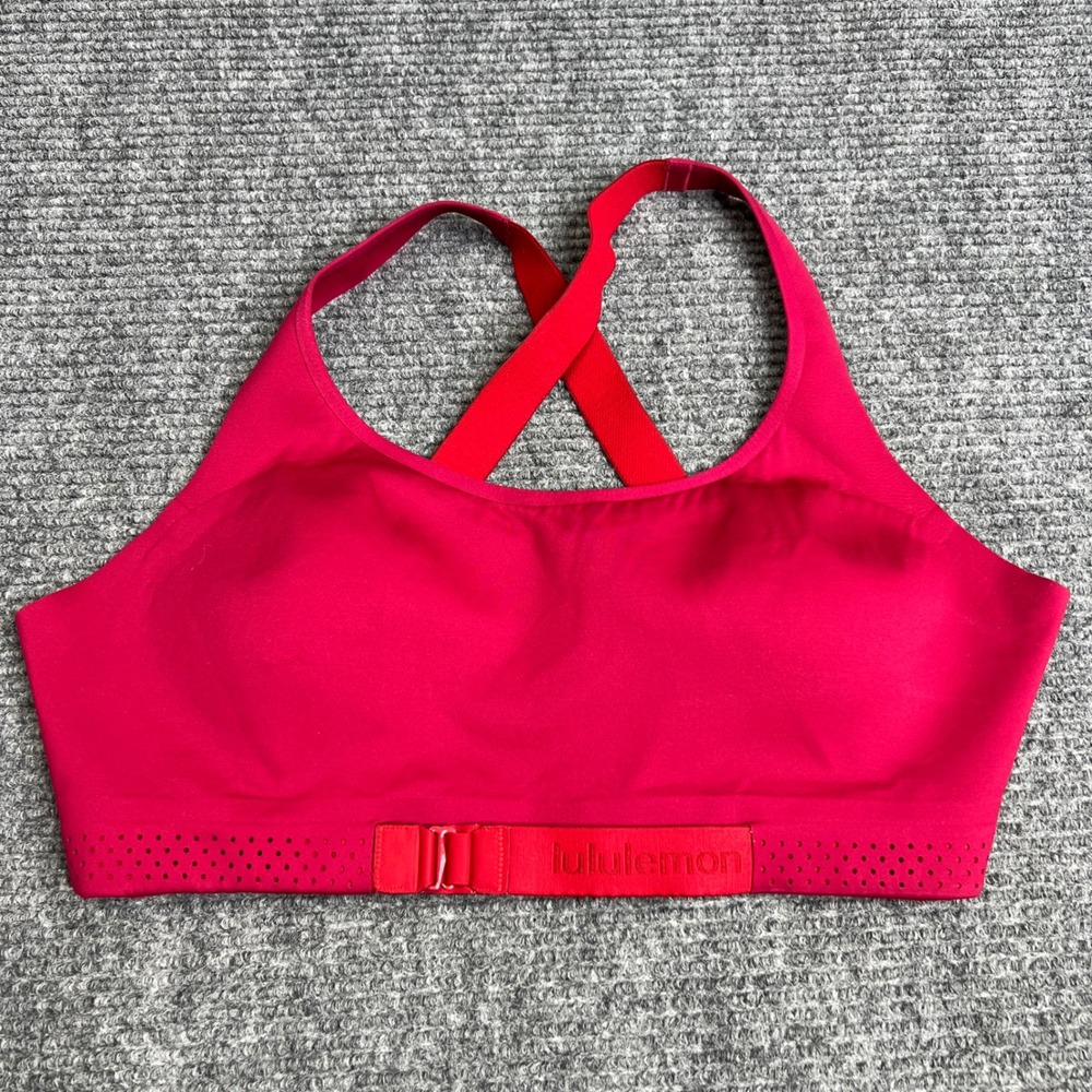 Lululemon x Barrys Adapt the Strap Red Sports Bra Support Cross Back 30" band
